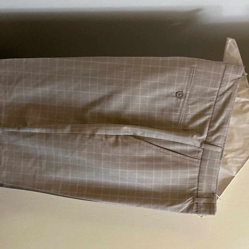 Men’s shorts checked pattern